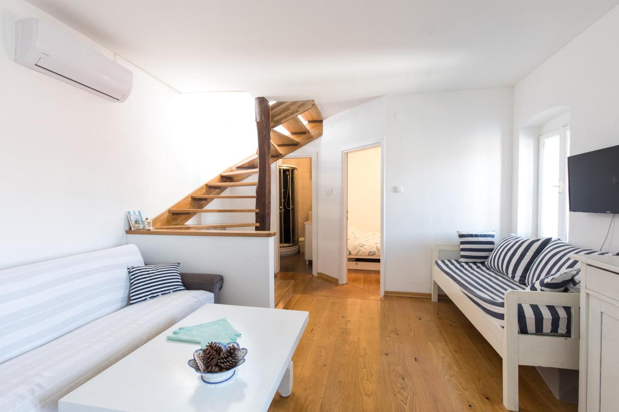 Roko Apartment